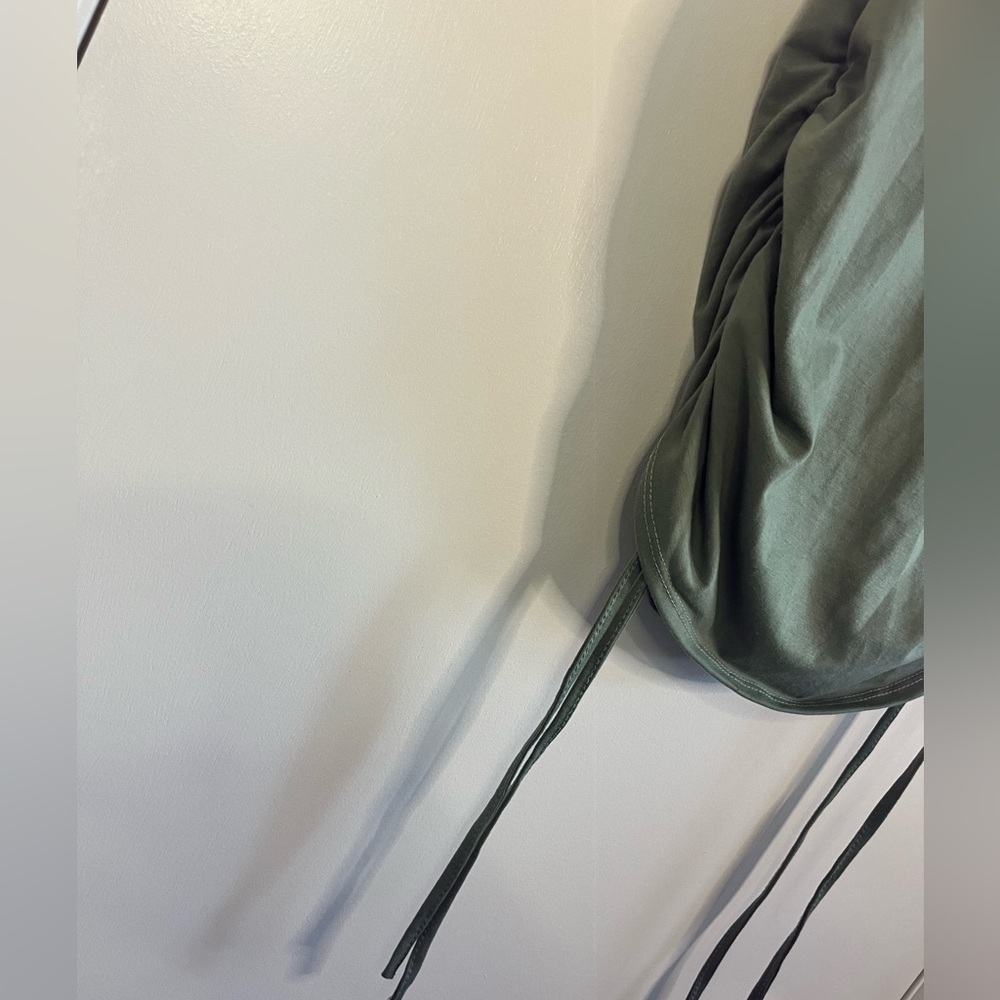 Olivia Rae Ruched Top - Picture 3 of 6